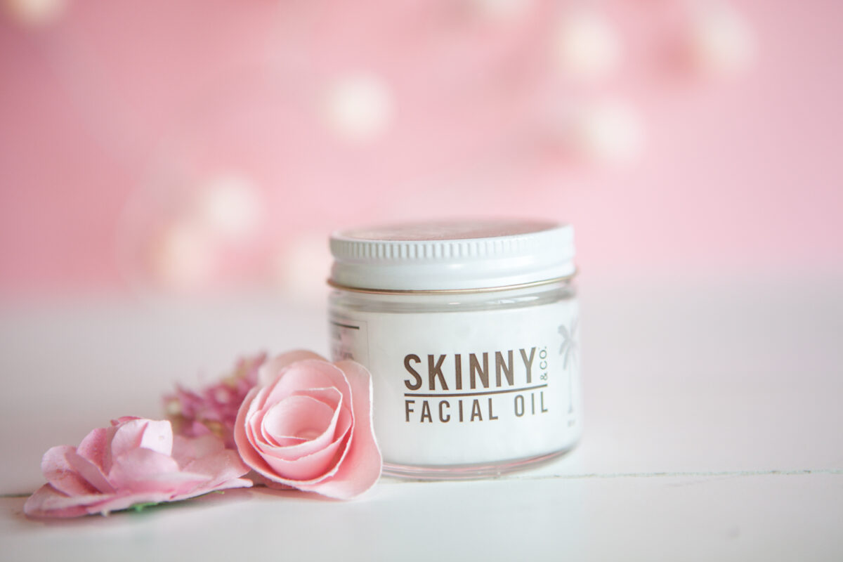 J’ai testé l’huile de coco visage par Skinny & Co